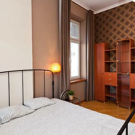 Spacious And Bright Appartement