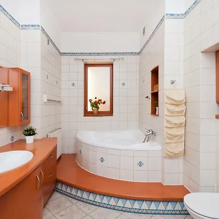 Διαμέρισμα Spacious And Bright Krasków
